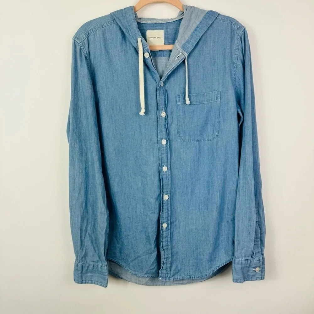American Eagle Chambray‎ Hoodie Button Up Shirt Size Small - Picture 3 of 7